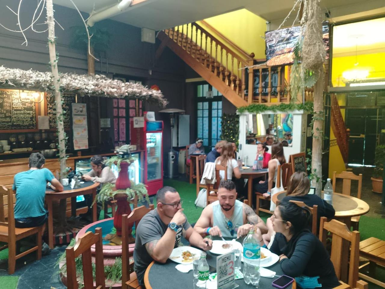 Saint Peter'S Llama Hostal La Paz Exterior foto